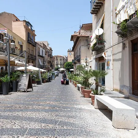 Lägenhet Dimora Umberto I By Wonderful Italy Cefalù